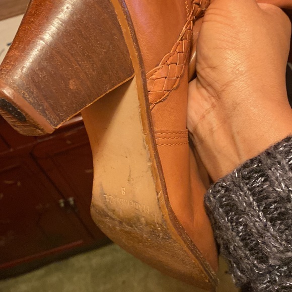 Women’s size 9 authentic Leather boots - Picture 5 of 6